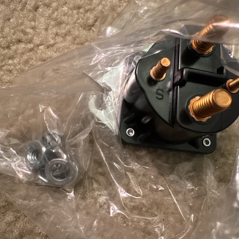 Solenoide de arranque Wells F492 Heavy Duty 12 V NUEVO 85-94 FORD 89-94 CAMIONETAS FORD Foto 3 de 4