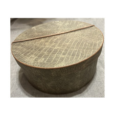 Vintage Round Brown Paper Hat Box w Lid, Faux Alligator Pattern, Rope Handle
