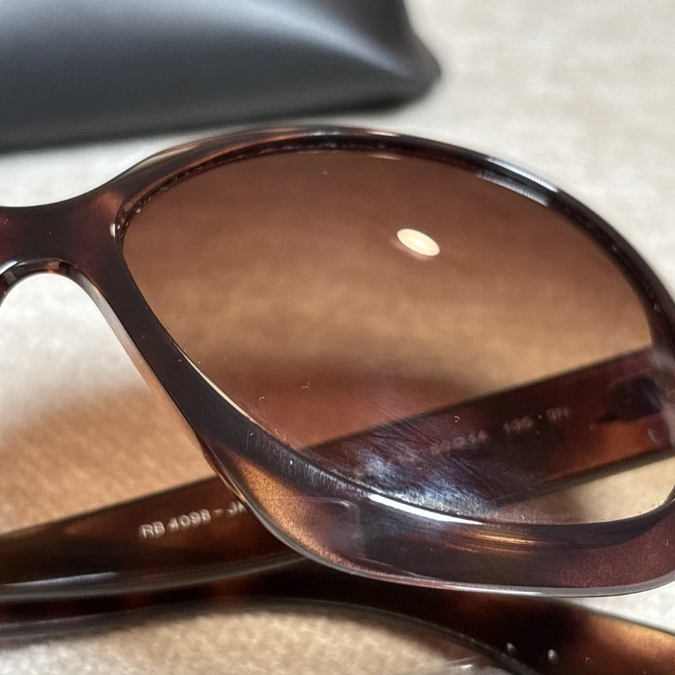 Ray-Ban Sunglasses RB4098 Jackie Ohh II 642/13 Made In Italy - Image 4 of 4