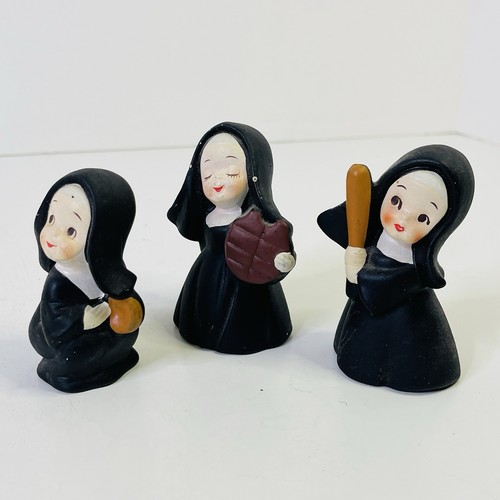 3 Vintage Nonnen spielen Baseball Enesco Japan handbemalt LESEN - Bild 4 von 12