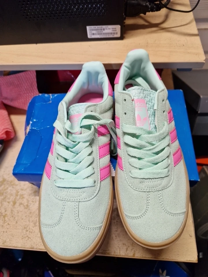 adidas Gazelle Bold Women's Trainers Sneakers Size UK 3.5 Brand New - Image 4 of 4