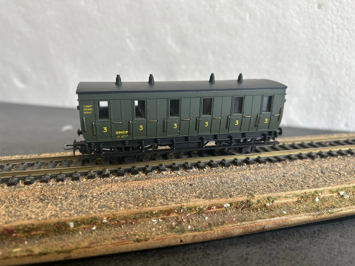 Voiture Voyageurs 2e Classe PLM N°801 - RMA 1622, échelle HO 1/87