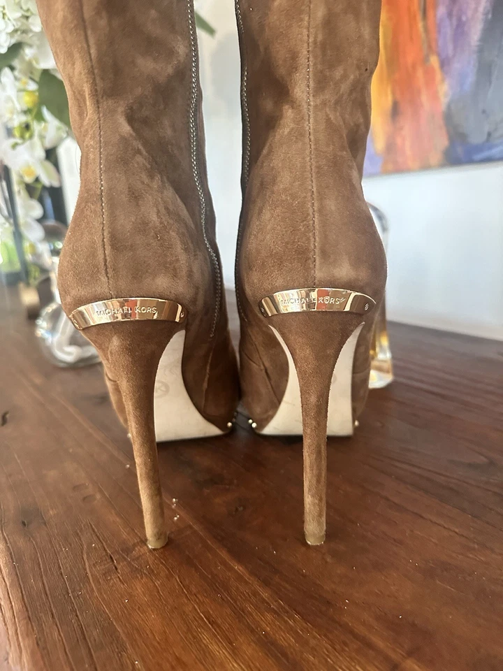 Botas altas para mujer Michael Kors Ailee talla 10 M hasta la rodilla tacón con tachuelas cremallera lateral Foto 4 de 4