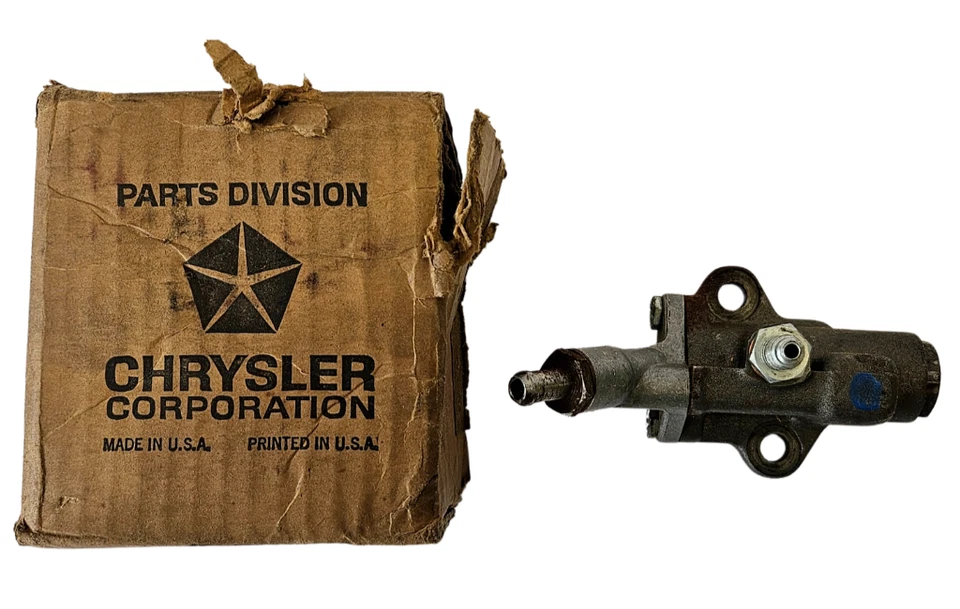 1965-1968 Plymouth Chrysler Dodge Power Steering Gear Valve 2537174 NOS. - Image 2 of 4