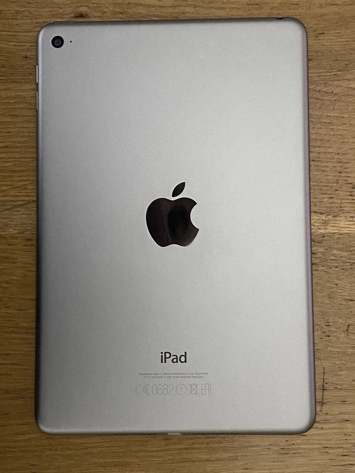 Apple iPad Mini 4 128GB Wi-Fi 7.9in Space Grey Excellent Pristine Mint Condition - Image 3 of 4