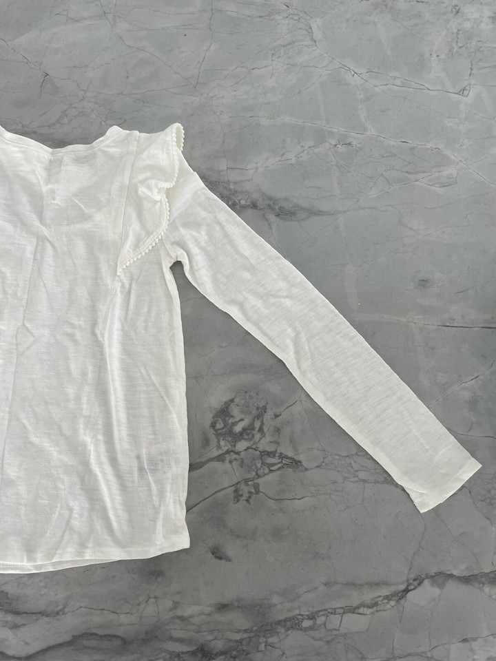 Country Road Girls Long Sleeve Top with Frill Detail in White EUC Like