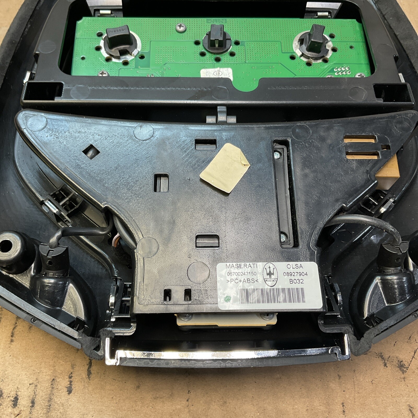 06700247150 OEM MASERATI Black Roof Console Light Switch 14-19 Ghibli Quattropo