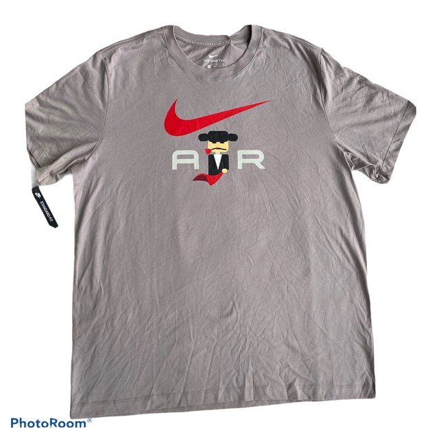tan nike shirt mens