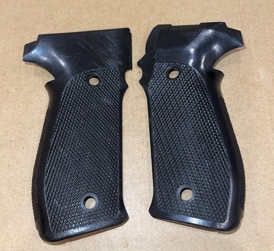 Sig Sauer P226 Grips Factory Vintage 1989 German Checkered Black