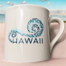 StarBucks Hawaii Coffee Mug USA Made Art Deco Been There Series Collectible
