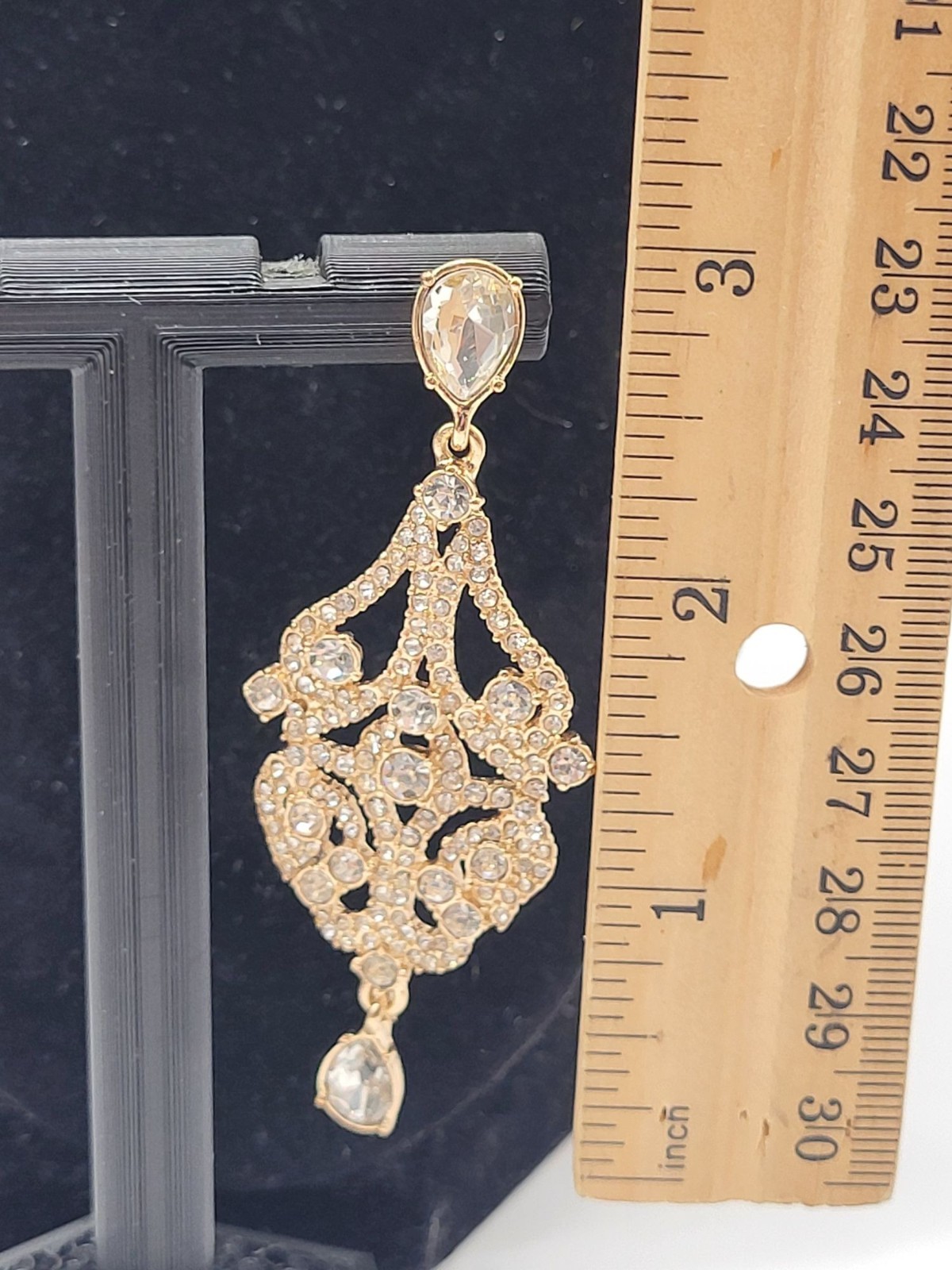 Gemma Layne Openwork Statement Drop Dangle Chande… - image 4