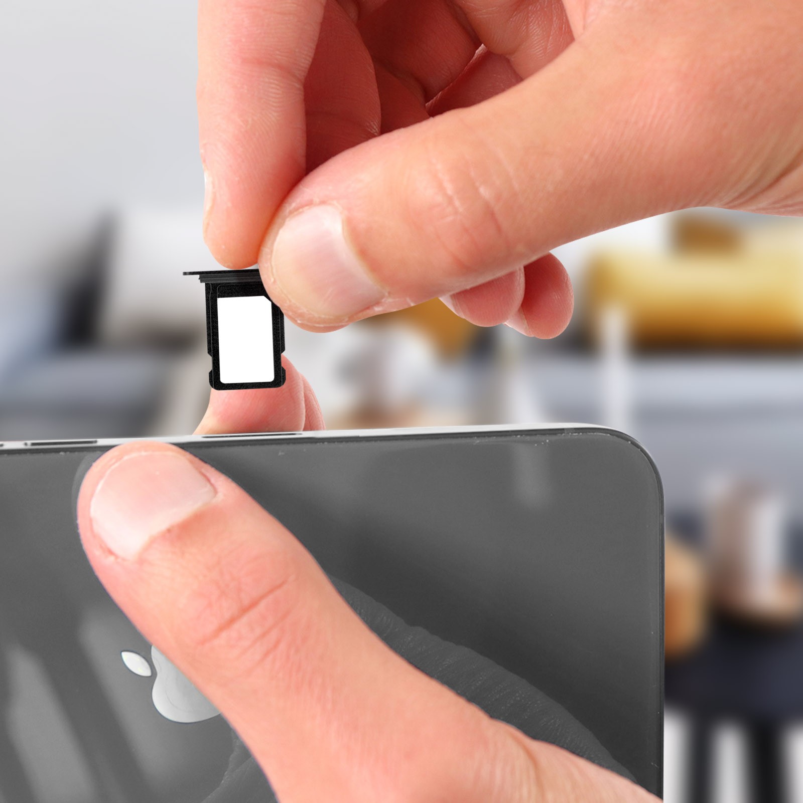 Emplacement SIM iPhone 12 Pro pour retrouver vos applications en voyage - 3