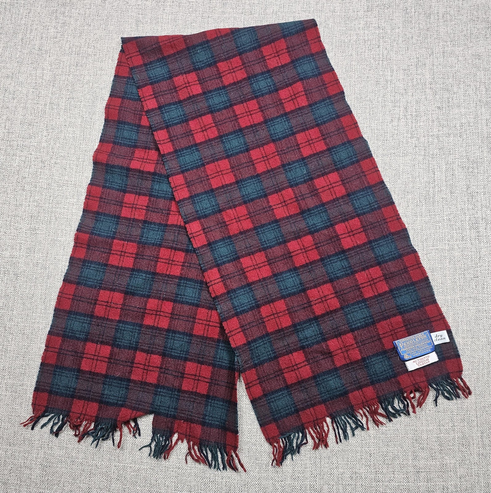 Pendleton Wool Scarf Authentic Lindsay Tartan Pla… - image 1