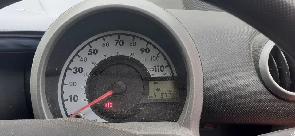 PEUGEOT 107 ACTIVE MK1 (PH1) 2012-2014 FUSE BOX IN ENGINE BAY 6545H2 - Image 3 of 4