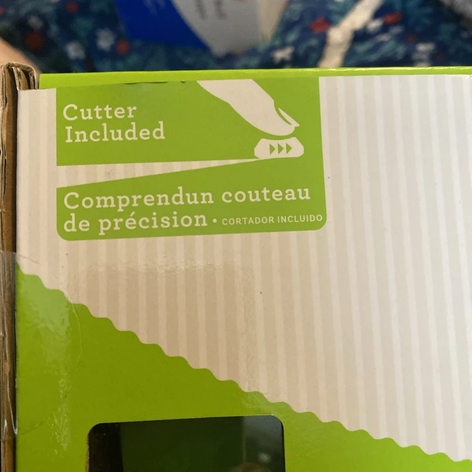   14 X Green  Plastic Table Cover ROLL - 54in x126 Ft Long Cutter included - Image 4 of 4