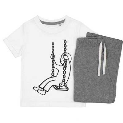 Kinder Nachtwäsche-/Pyjama-Set ''Child On Swing'' (KP024498)