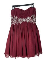 Windsor Women's Red Strapless Dress Size 11/12 for Homecoming Cocktail Events