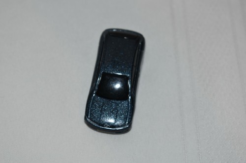 Maisto 2000 Dark Metallic Blue Oldsmobile Profile, Made in China - Picture 3 of 6