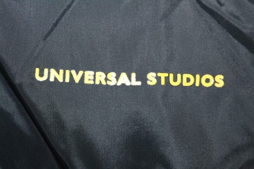 Vintage 1995 Universal Studios Jurassic Erwachsene kleiner schwarzer Kapuze leichter Poncho - Bild 8 von 16