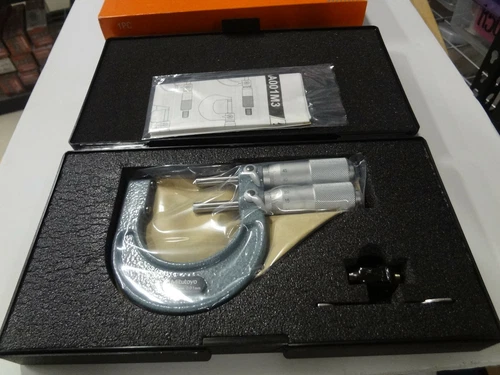 Mitutoyo 113-102 Limit Micrometer, Ratchet Stop, 0-25mm Range, 0.01mm Graduation