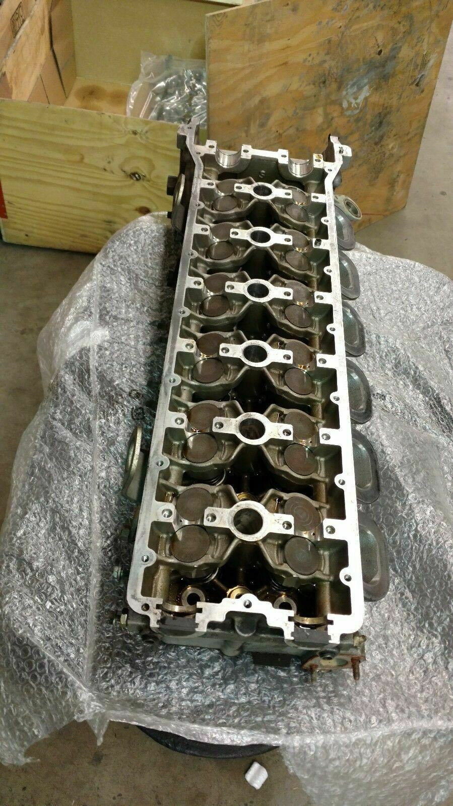 LAMBORGHINI MURCIELAGO LP640 PASSENGER SIDE ENGINE CYLINDER HEAD OEM 460537001 