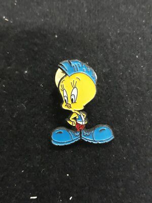 PIN PIOLIN BLUE HAIR AND SHOES
