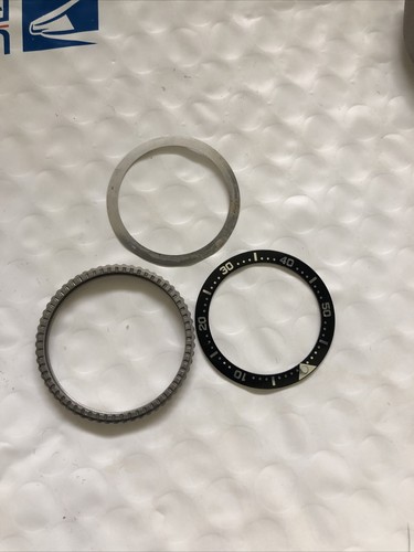 Seiko 4205-015V Blende und Einsatz OEM New Old Stock