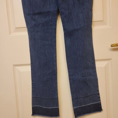 Gloria Vanderbilt Womens Navy Denim Distressed Raw Hem Slimming Size 12 - Imagen 7 de 7