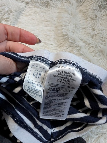 Baby Gap Navy Blue and White Striped Shorts Pajamas Size 18-24 Months - Picture 3 of 3