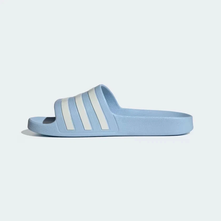Adidas Adilette Aqua Slides Mujer’s Azul Claro y Blanco Rayas Sin Cordones Nuevo en Caja Foto 3 de 4