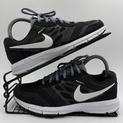Nike Air Relentless 4 Schwarz Weiß Turnschuhe Größe UK 5,5 Damen Laufen 684042-001