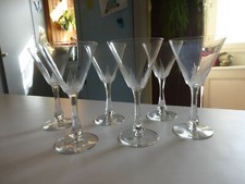lot de 6 grands verre à vin ancien à pied pans coupés 