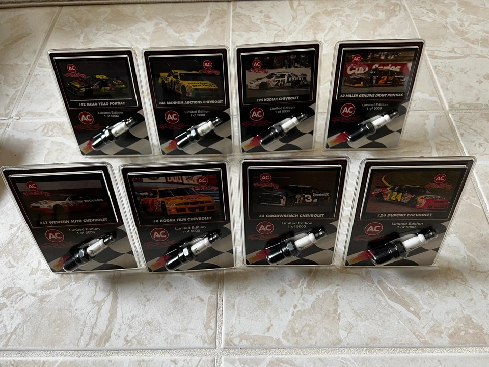 NASCAR AC Racing 93 Juego de 8 tarjetas y enchufes coleccionables Foto 3 de 4