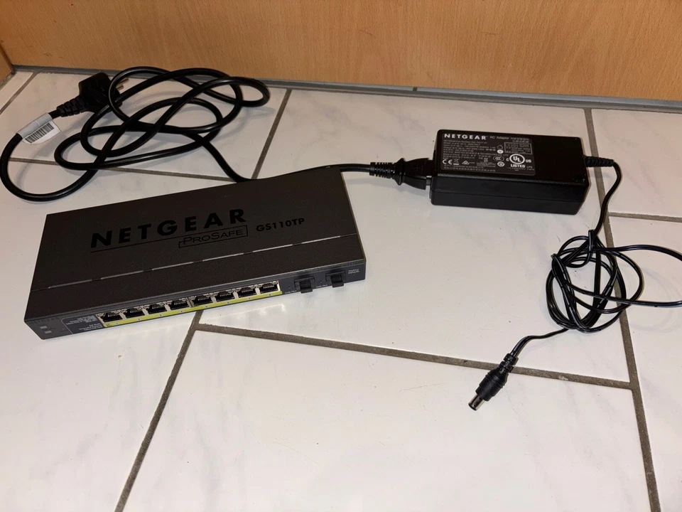 NETGEAR ProSafe GS110TP 8-Port POE managed Gigabit Ethernet Switch