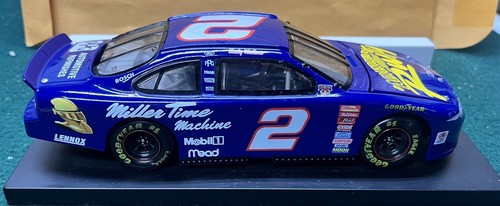 Rusty Wallace #2 Miller Lite Adventures Of Rusty 1998 Ford Taurus 1:24 Action