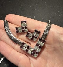 Lady Remington Silvertone Spina di Pesce Strass Collana Orecchini Set ��