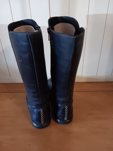 Born- High Black Boots, Size 6.5 - Picture 9 of 15