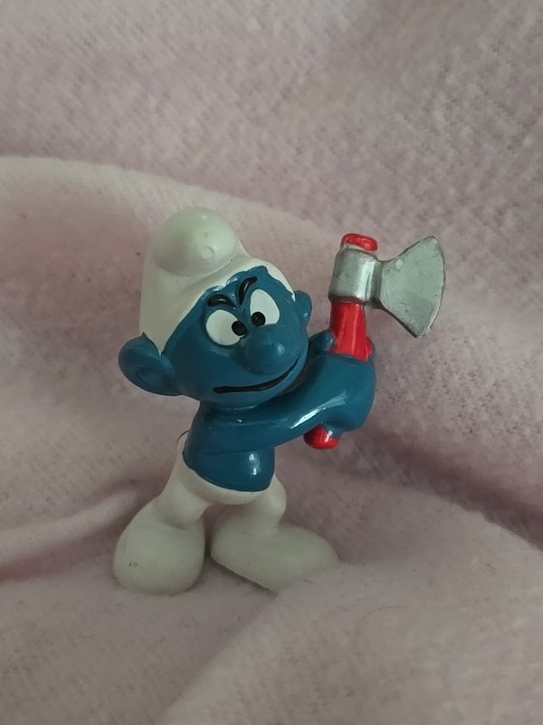 Vintage 1978 Small Smurf Holding Axe. Schleich