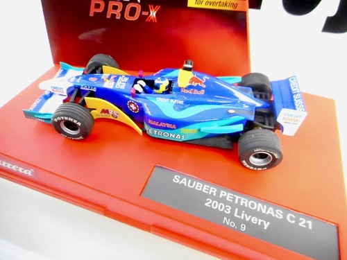 CARRERA EVOLUTION 1:32 Slot Car - Sauber Petronas C 21 Credit Suisse - Picture 2 of 5