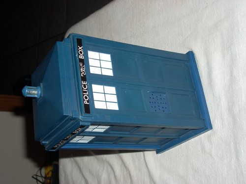 Doctor Who Tardis BBC Police Public Call Box Bank Worldwide w/ Sound & Light - Picture 6 of 7