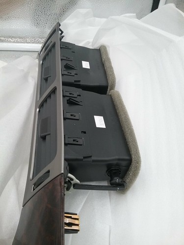 2007-2013 Tahoe Yukon Denali Center Dash Long Trim Panel W/ Air Vent 15923341 - Picture 3 of 6