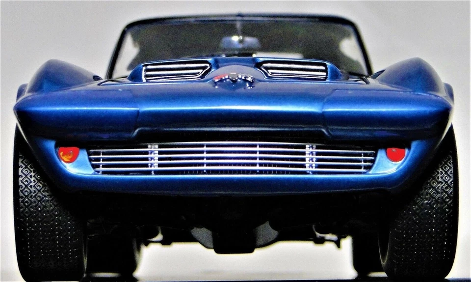 Exoto Corvette Chevrolet Chevy StingRay coche de carreras clásico Hot Rod 55 57 1:18 1963 Foto 2 de 4