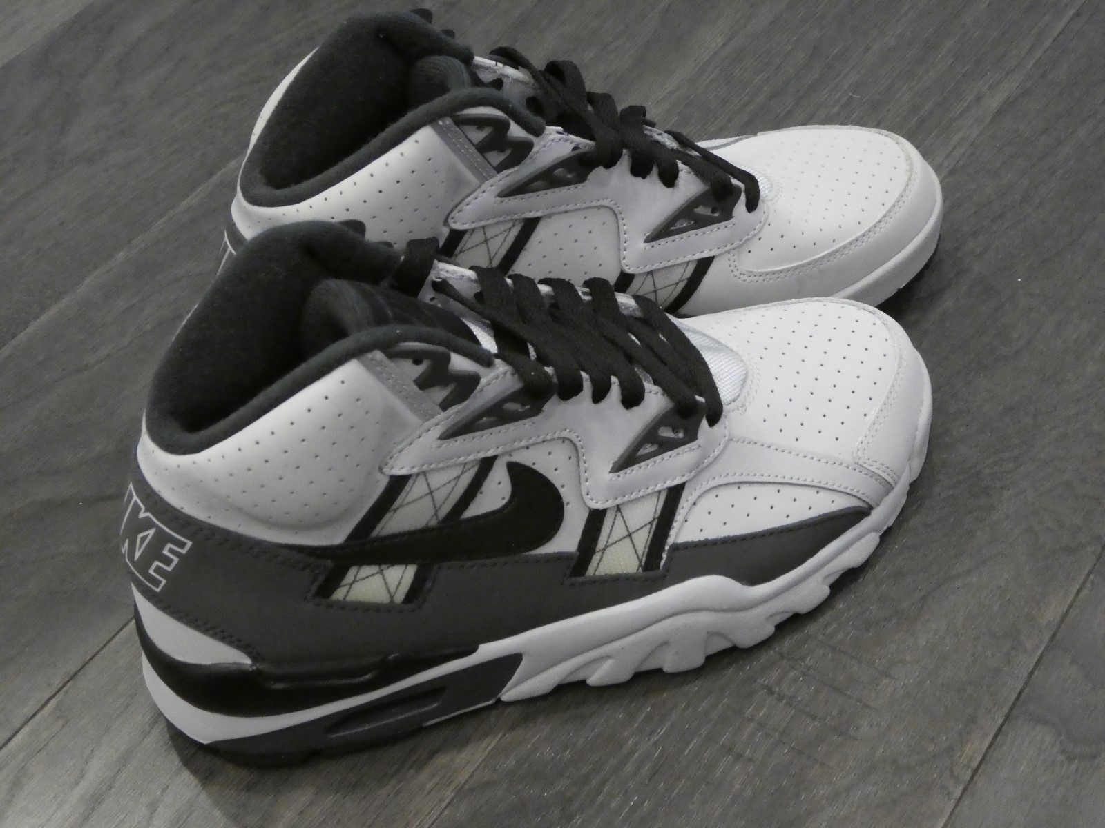 Nike Air Trainer Trainer Trainer SC High shoes mens new 302346 009 sneakers DEFECT size 7.5 1afebc Nike Air Trainer Trainer Trainer SC High shoes mens new 302346 009 sneakers DEFECT size 7.5 1afebc