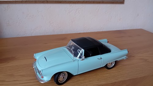 Auto Union DKW 1000 Sp MAßstab 1:18 von Ricko in mind grün