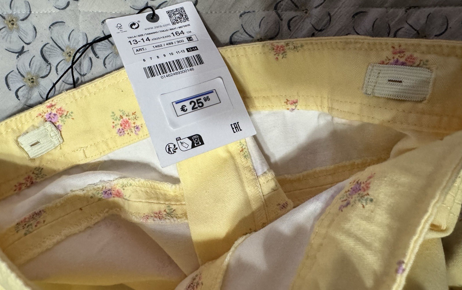 Zara Beautiful Yellow Floral Print Cargo Pants Size 13-14 Girls Adjustable Waist thumbnail 3