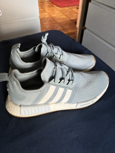 Size 9 - adidas NMD_R1 Magic Grey - Picture 3 of 7