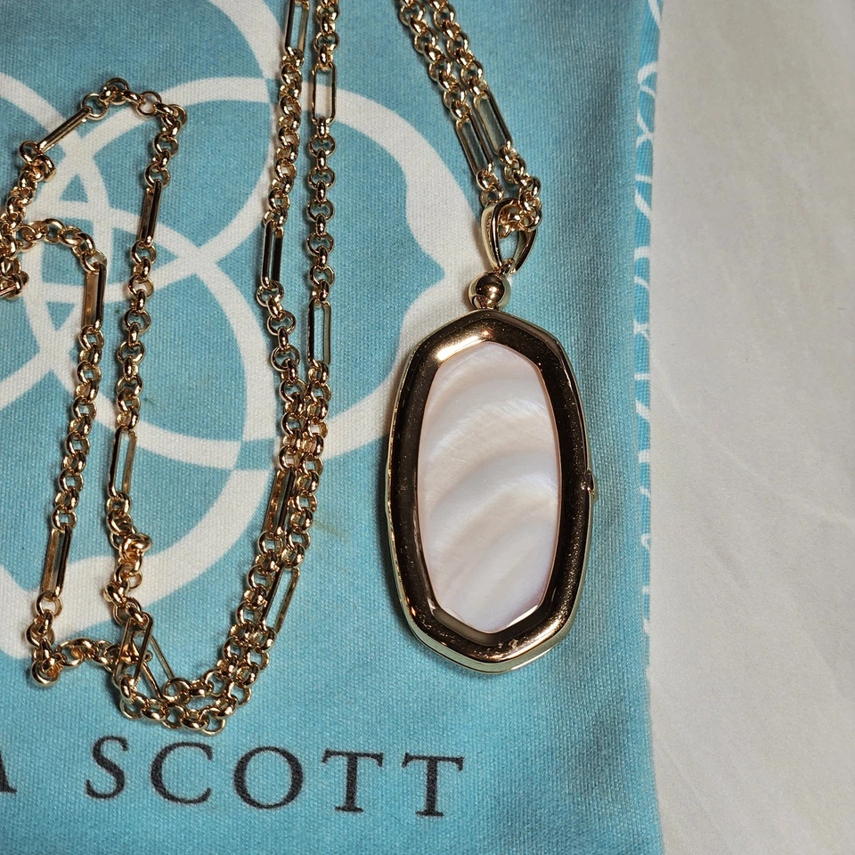 Kendra Scott Oro Rosa Elle Medallón Collar Concha Perla Multicolor Nuevo con Etiquetas Nuevo Foto 2 de 4