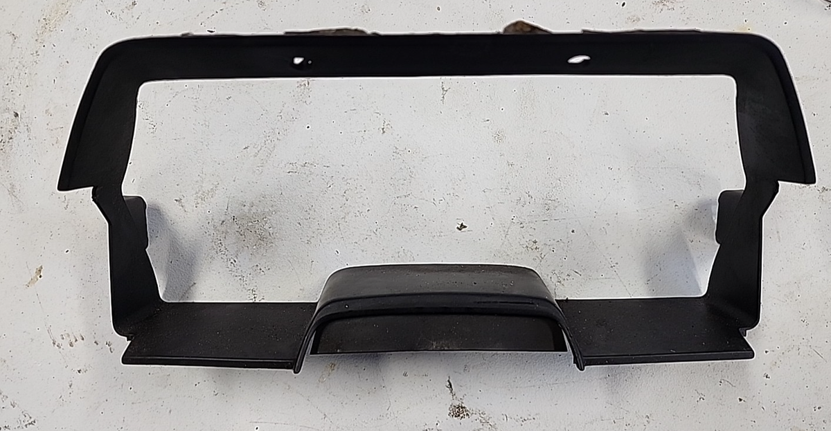 1984-89 Nissan Z31 300ZX Gauge Cluster Bezel 10261-FL01 | eBay