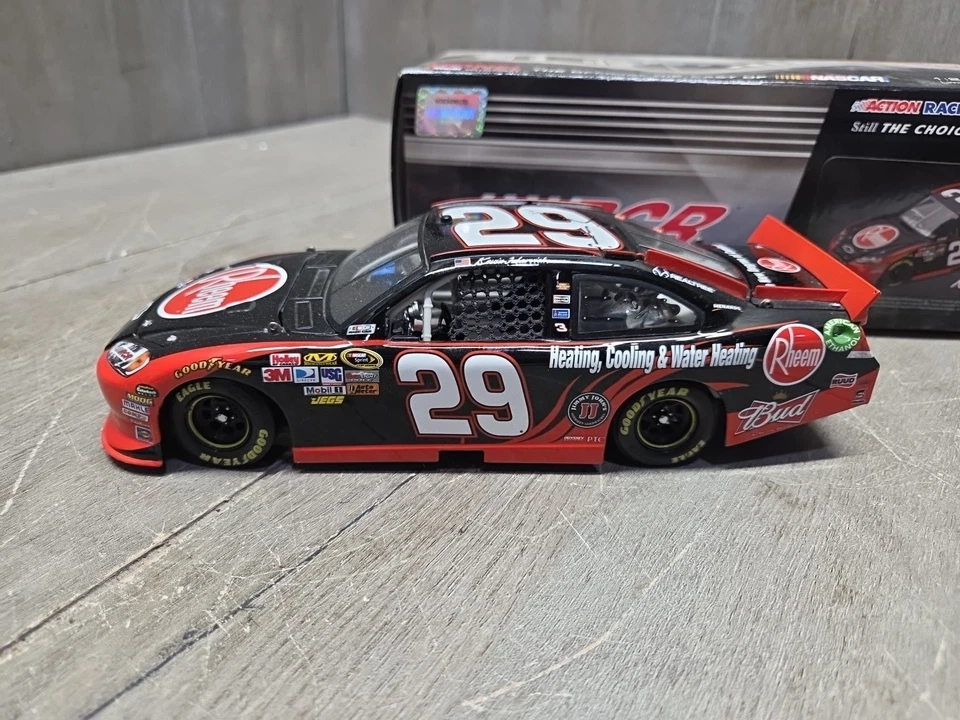 1/24 Action 2012 Kevin Harvick #29 Budweiser Impala 1/877 Foto 2 de 4