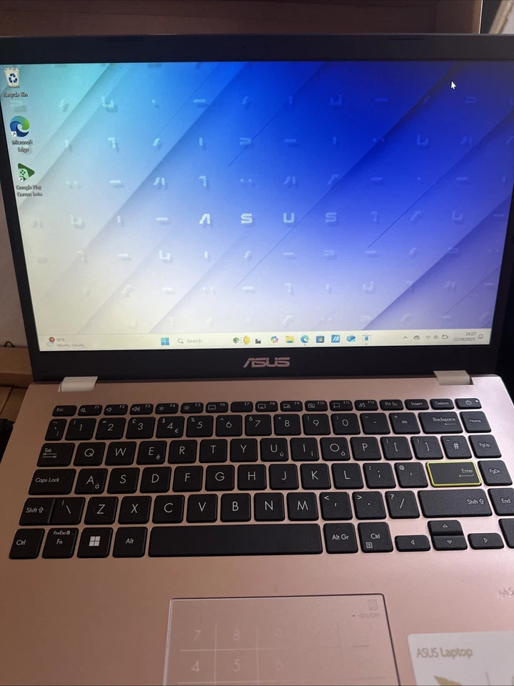 ASUS E410 14in 4GB 128GB Laptop -Pink Intel Celeron 128GB eMMC Storage. New - Image 4 of 4